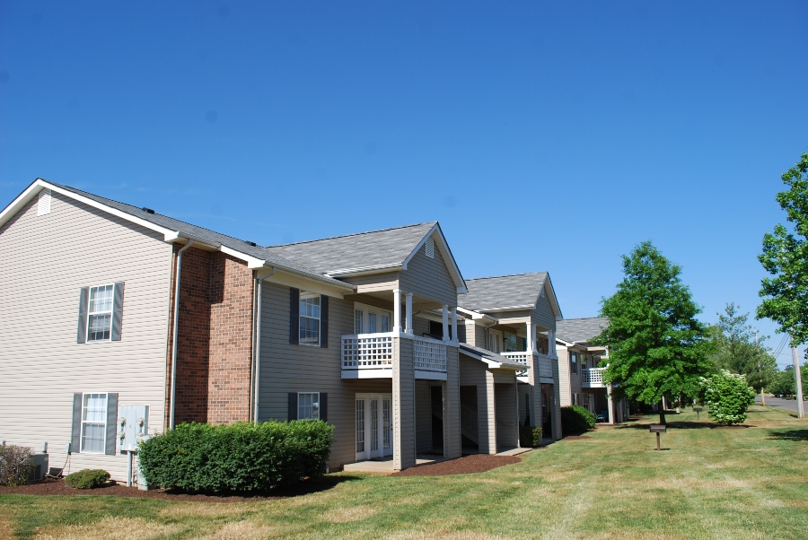 exterior of apartments close to middle tennessee state university mtsu